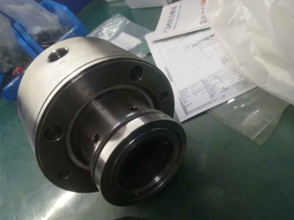 只有一个冲洗液入口
